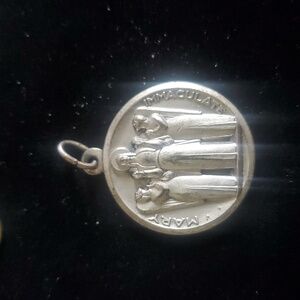 Vintage Mary Immaculate Medal Pendant, Washington DC National Shrine of the Imma